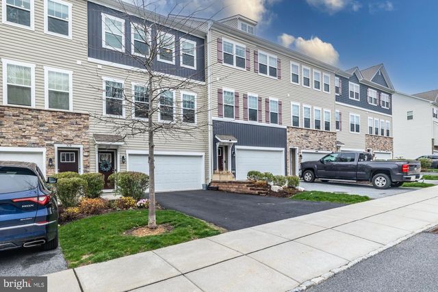 321 DAWSON PL, Downingtown, PA 19335