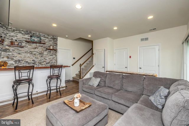 321 DAWSON PL, Downingtown, PA 19335