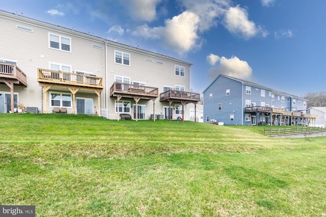 321 DAWSON PL, Downingtown, PA 19335