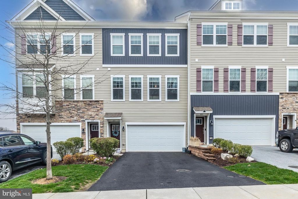321 DAWSON PL, Downingtown, PA 19335