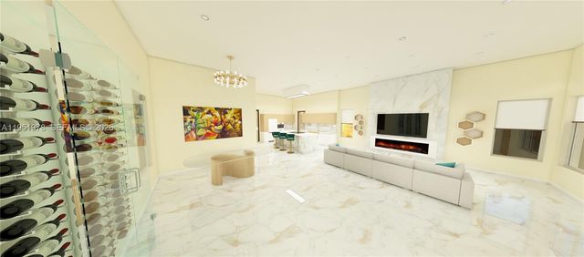 623 NE 4th St, Hallandale Beach, FL 33009