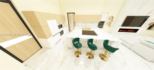 623 NE 4th St, Hallandale Beach, FL 33009