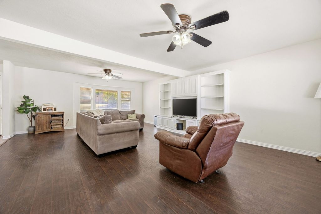 2810 Wild Valley Drive, Little Elm, TX 75068 — photo 5