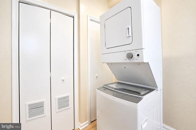 748 IRVING ST NW, Washington, DC 20010