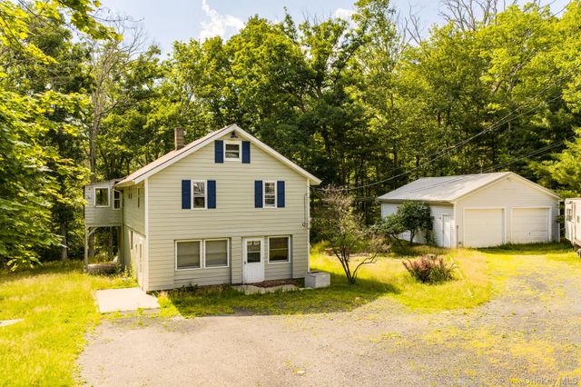 13 Oneida Trail, Glen Spey, NY 12737