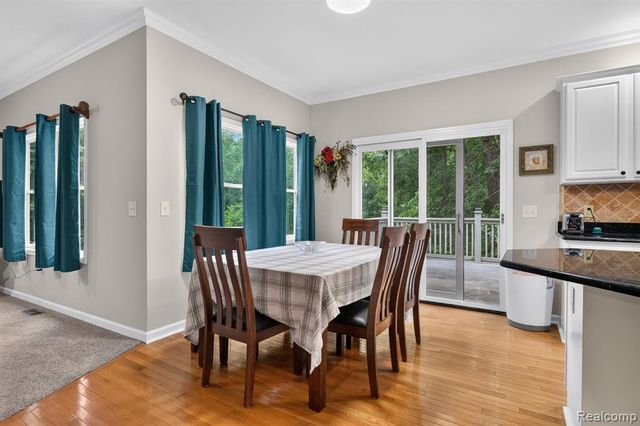 7943 Debora Drive, Brighton, MI 48114