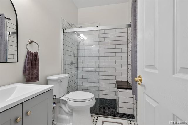 7943 Debora Drive, Brighton, MI 48114