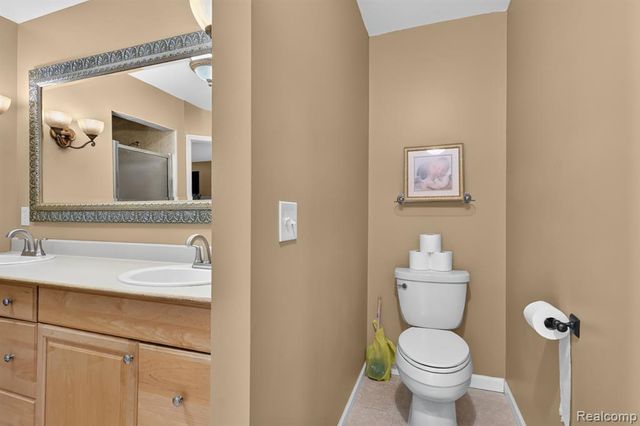 7943 Debora Drive, Brighton, MI 48114