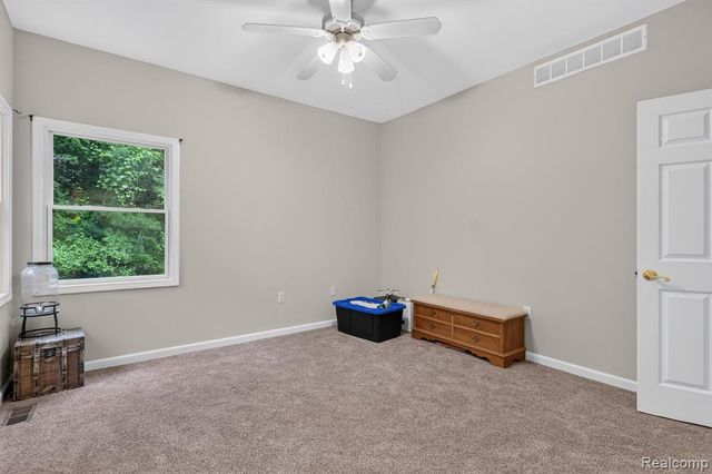 7943 Debora Drive, Brighton, MI 48114