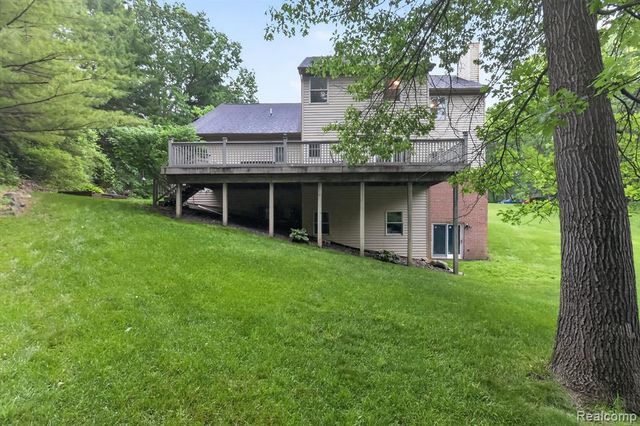 7943 Debora Drive, Brighton, MI 48114