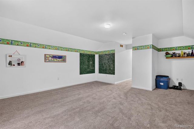 7943 Debora Drive, Brighton, MI 48114