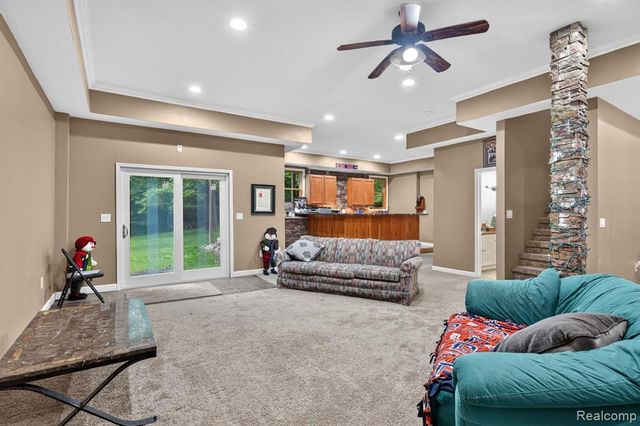7943 Debora Drive, Brighton, MI 48114