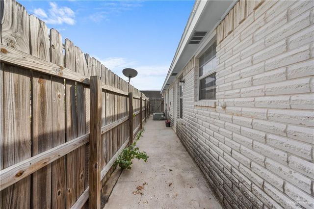 2502 Cervantes Avenue, Edinburg, TX 78541