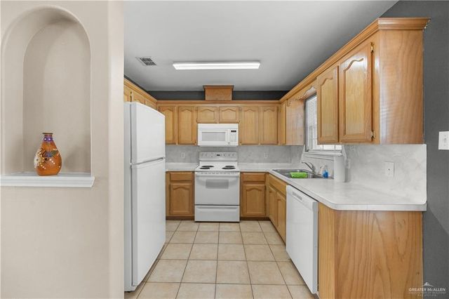 2502 Cervantes Avenue, Edinburg, TX 78541