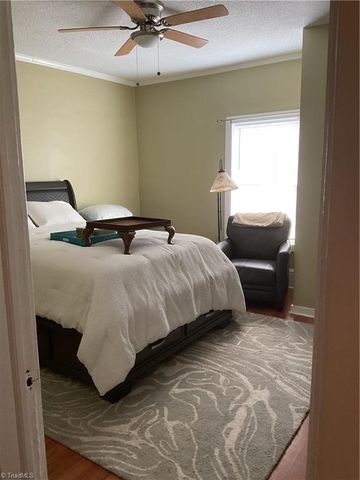 2012 Green Drive, High Point, NC 27260