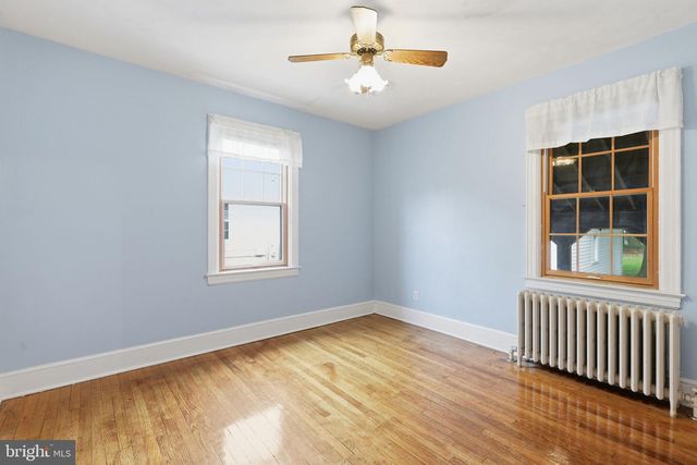 812 S GLEBE RD, Arlington, VA 22204