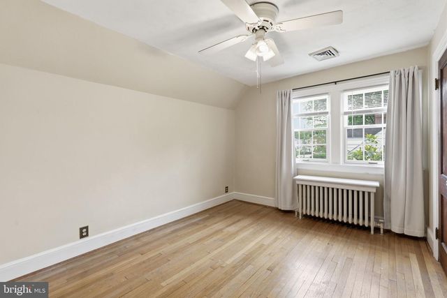 812 S GLEBE RD, Arlington, VA 22204