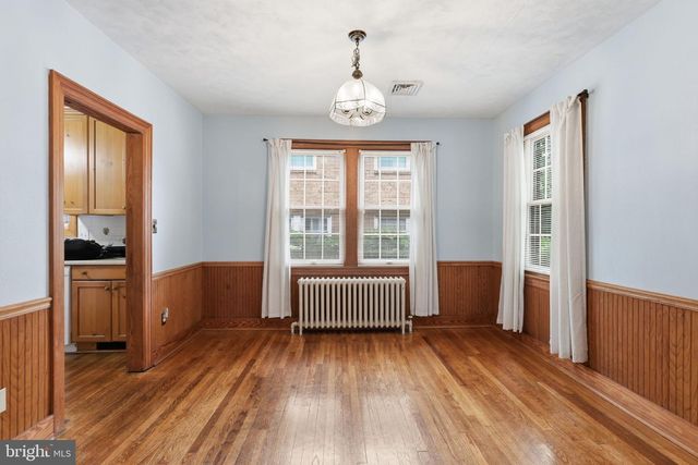 812 S GLEBE RD, Arlington, VA 22204