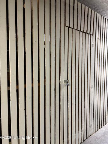 1612 Gardiner Ln 113, Louisville, KY 40205