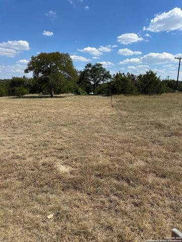 103 Albert Horton, Blanco, TX 78606