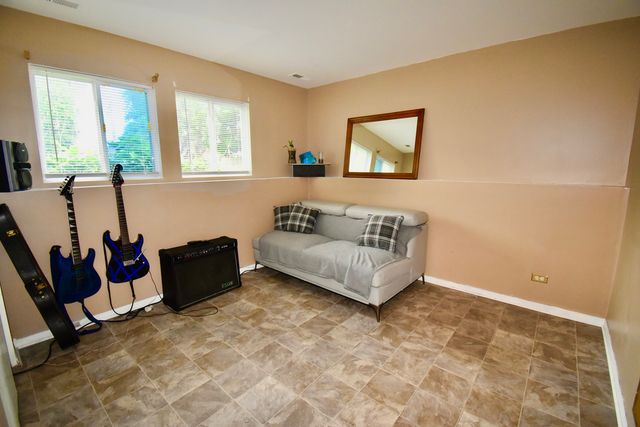10029 W Howard Street, Beach Park, IL 60087