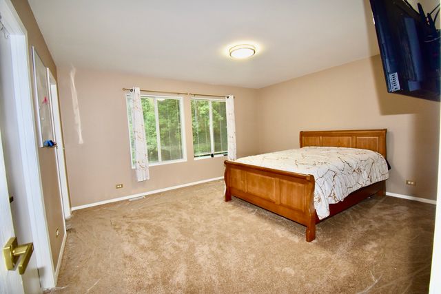 10029 W Howard Street, Beach Park, IL 60087