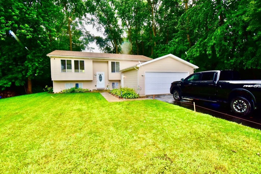 10029 W Howard Street, Beach Park, IL 60087
