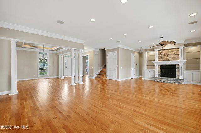 432 Laurel Valley Drive, Shallotte, NC 28470