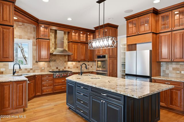 432 Laurel Valley Drive, Shallotte, NC 28470