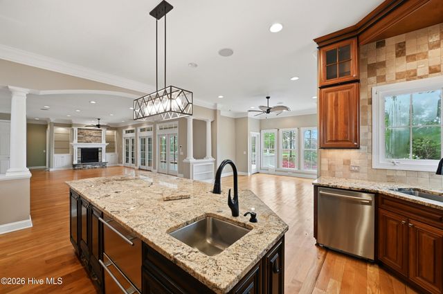 432 Laurel Valley Drive, Shallotte, NC 28470