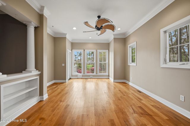 432 Laurel Valley Drive, Shallotte, NC 28470