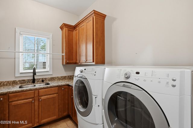 432 Laurel Valley Drive, Shallotte, NC 28470
