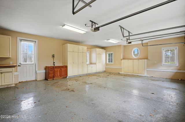 432 Laurel Valley Drive, Shallotte, NC 28470