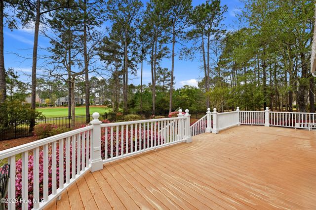 432 Laurel Valley Drive, Shallotte, NC 28470