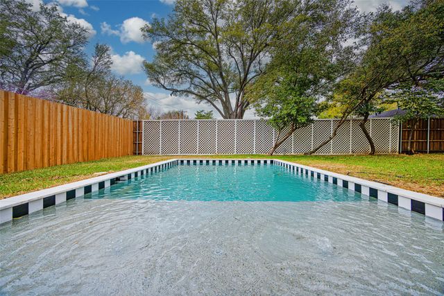 3796 Waldorf Drive, Dallas, TX 75229