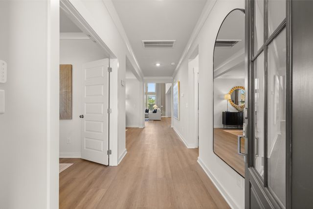 1232 Essem Drive, Murfreesboro, TN 37130