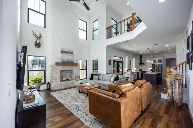 26025 NW 166TH AVENUE, High Springs, FL 32643