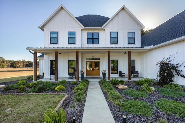 26025 NW 166TH AVENUE, High Springs, FL 32643