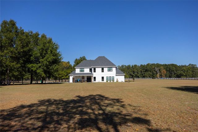 26025 NW 166TH AVENUE, High Springs, FL 32643