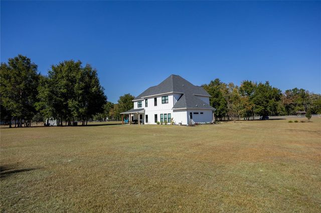 26025 NW 166TH AVENUE, High Springs, FL 32643