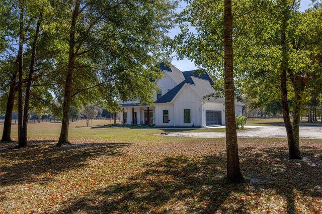 26025 NW 166TH AVENUE, High Springs, FL 32643