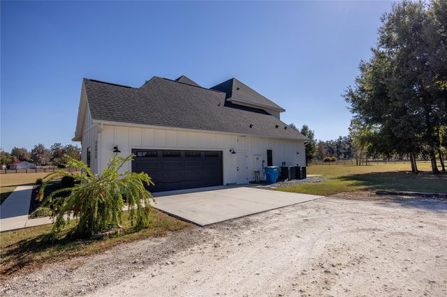 26025 NW 166TH AVENUE, High Springs, FL 32643