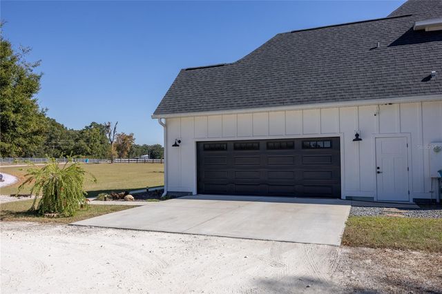 26025 NW 166TH AVENUE, High Springs, FL 32643