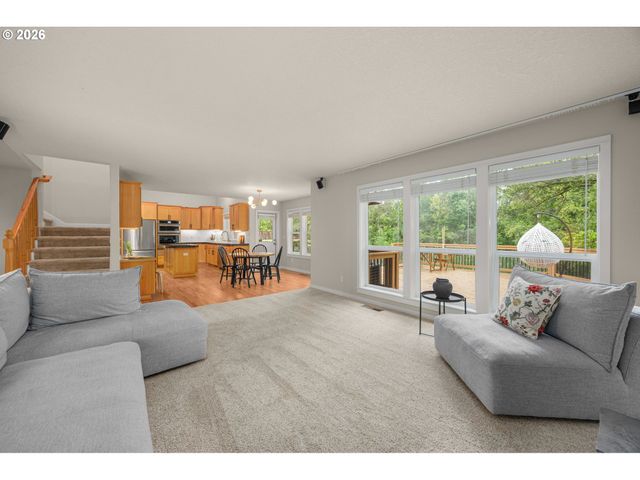 16368 Nw GRAF St, Portland, OR 97229