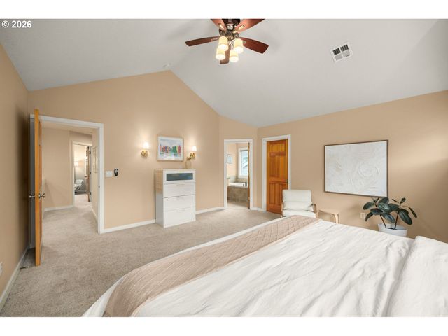 16368 Nw GRAF St, Portland, OR 97229