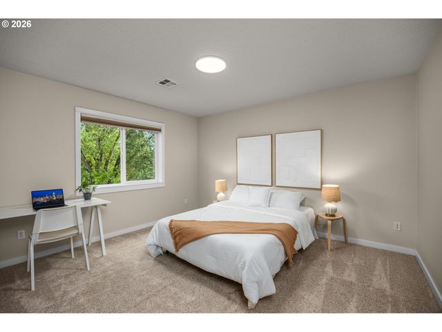 16368 Nw GRAF St, Portland, OR 97229