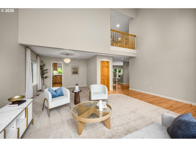 16368 Nw GRAF St, Portland, OR 97229
