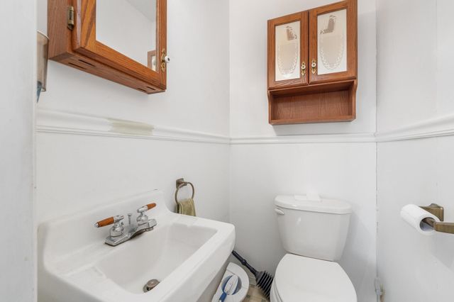 1912 Walnut St, Harper, KS 67058