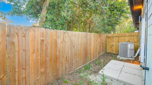 8410 Sunnyhill Street, Houston, TX 77088