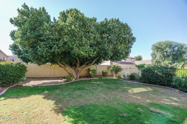 12501 W HIGHLAND Avenue, Litchfield Park, AZ 85340